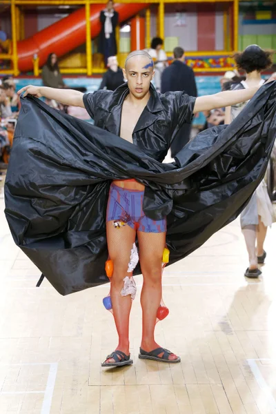Look 46